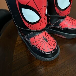Light up Spider-man Marvel winter Boots toddler size 7